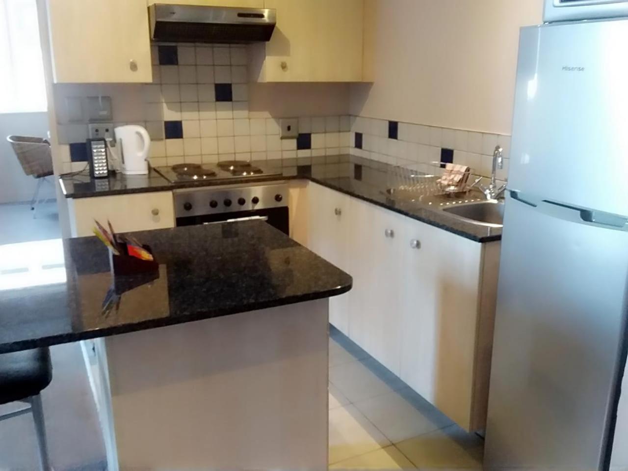 Mabungubwe Hotel Apartments - Home Away From Home Johannesburg Ngoại thất bức ảnh